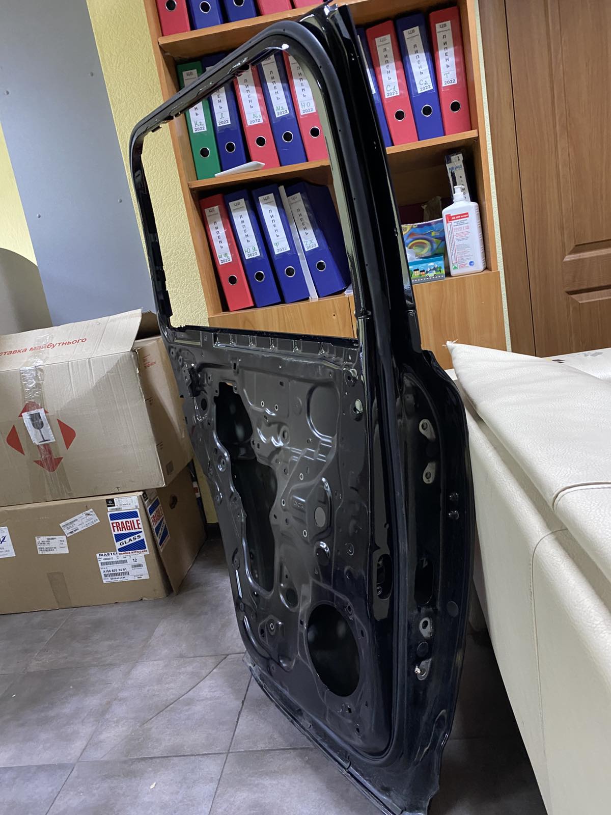 ЗЛ двері, тойота ленд крузер(67001-60950) 5