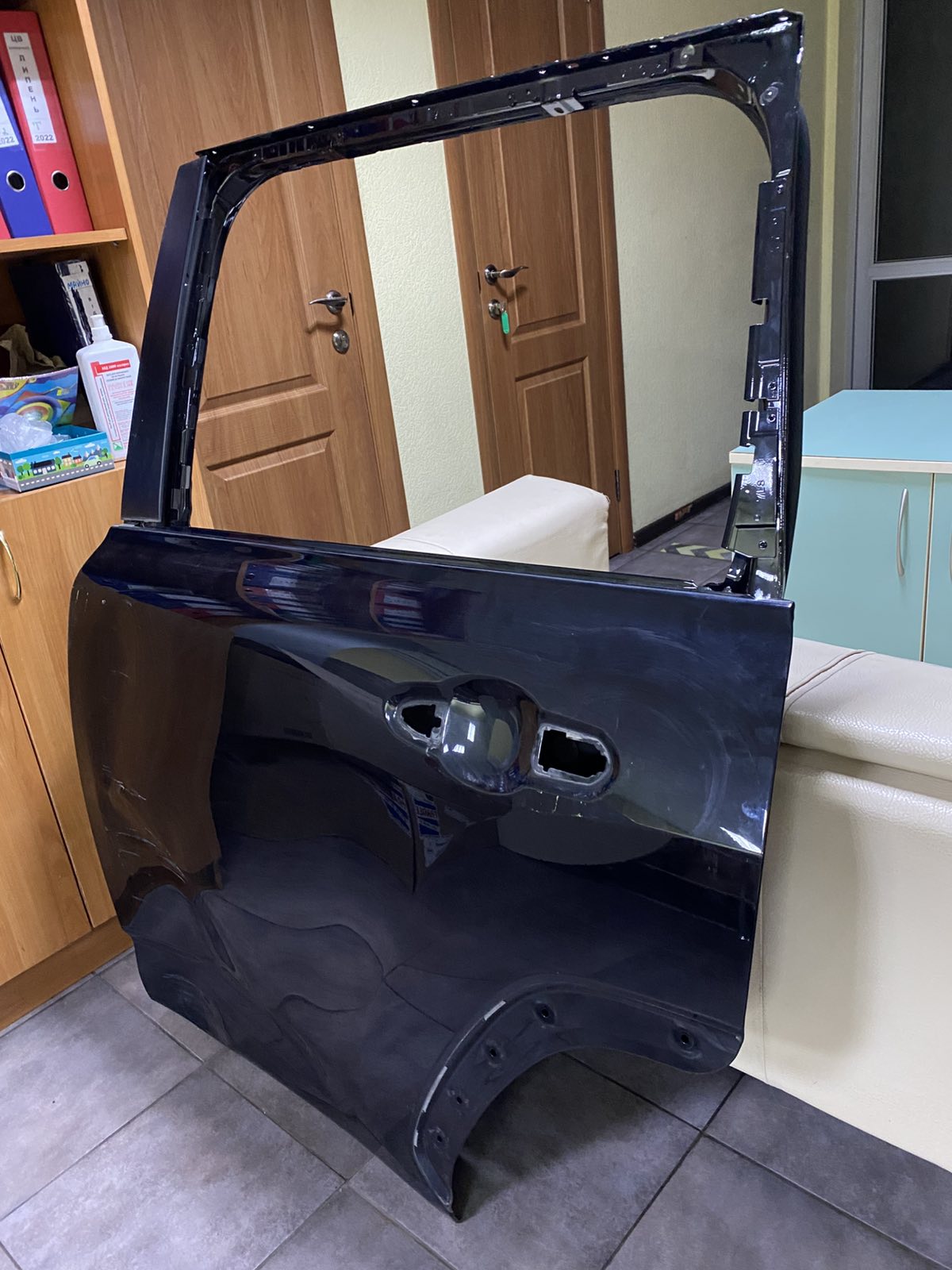 ЗЛ двері, тойота ленд крузер(67001-60950) 12